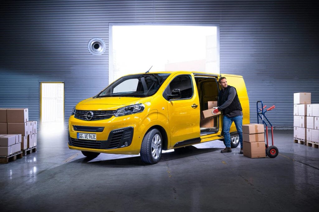 Новый Opel Vivaro-e - электромобиль для доставки 2 Opel Vivaro-e